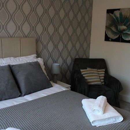 Haven - Spacious Luxury Home Perfect For Families, Couples And Contractors! 5Mins To Xscape And Junction 32! 캐슬퍼드 외부 사진