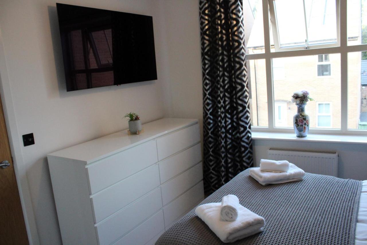 Haven - Spacious Luxury Home Perfect For Families, Couples And Contractors! 5Mins To Xscape And Junction 32! 캐슬퍼드 외부 사진