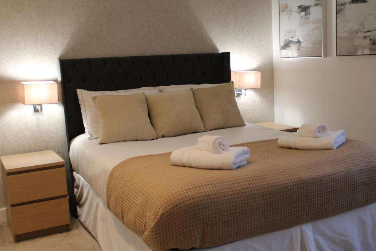 Haven - Spacious Luxury Home Perfect For Families, Couples And Contractors! 5Mins To Xscape And Junction 32! 캐슬퍼드 외부 사진