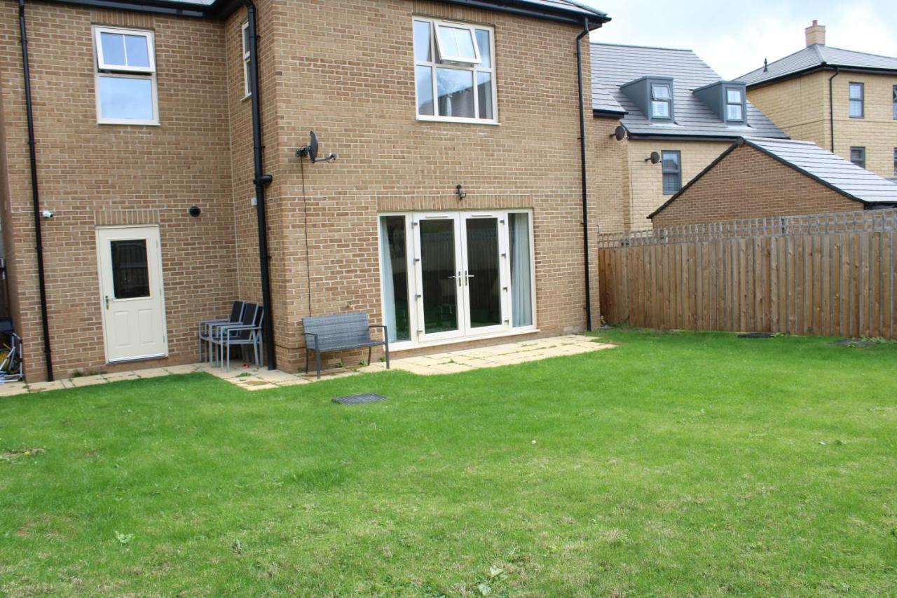 Haven - Spacious Luxury Home Perfect For Families, Couples And Contractors! 5Mins To Xscape And Junction 32! 캐슬퍼드 외부 사진