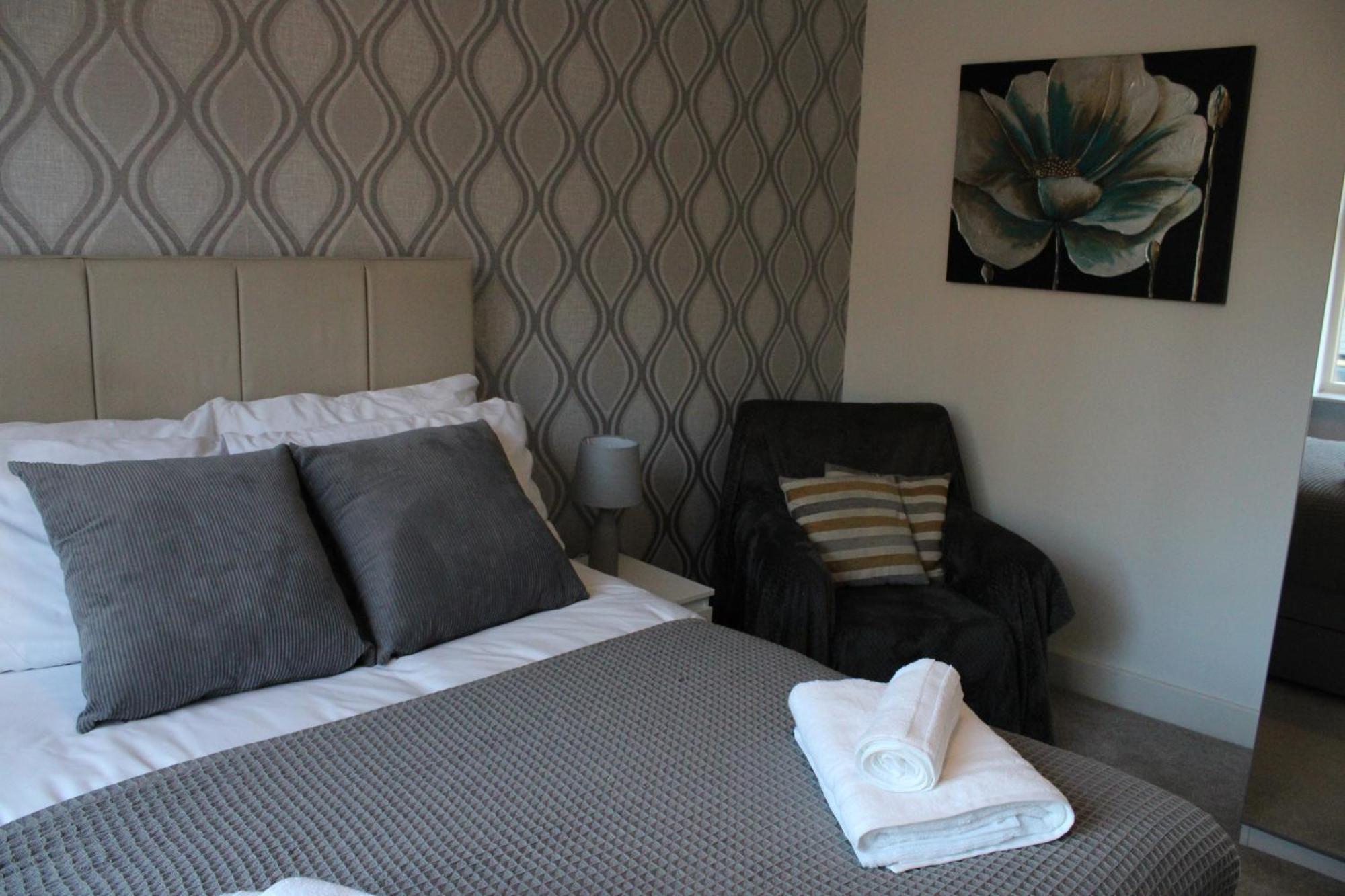 Haven - Spacious Luxury Home Perfect For Families, Couples And Contractors! 5Mins To Xscape And Junction 32! 캐슬퍼드 외부 사진